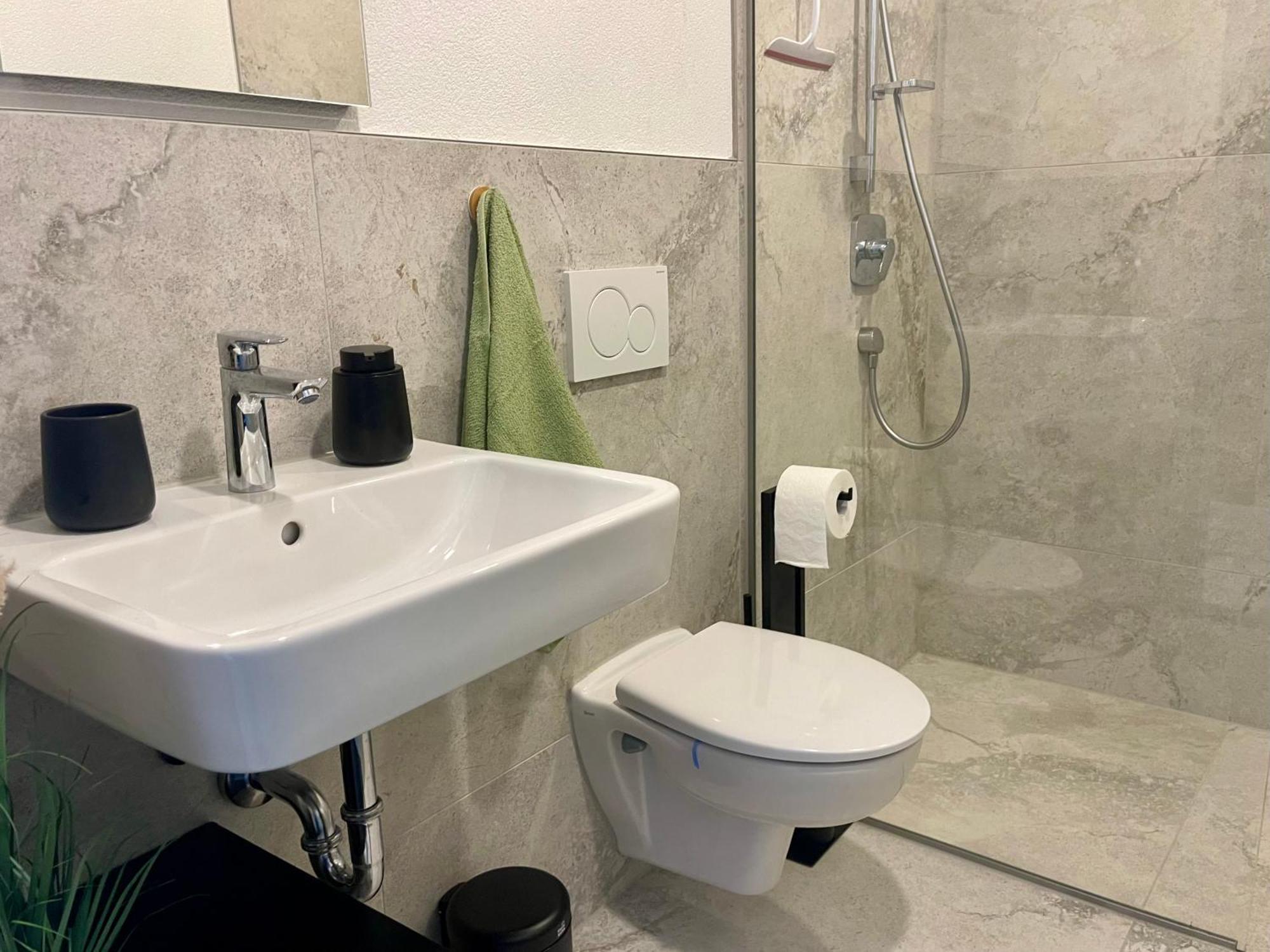 Wunderschoenes Apartment Am Schloessle Zentrum Pforzheim Ngoại thất bức ảnh